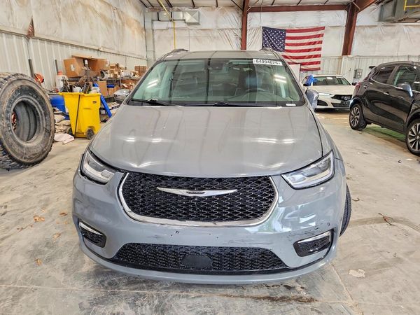 2022 CHRYSLER PACIFICA