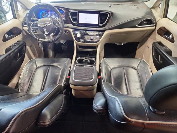 2022 CHRYSLER PACIFICA