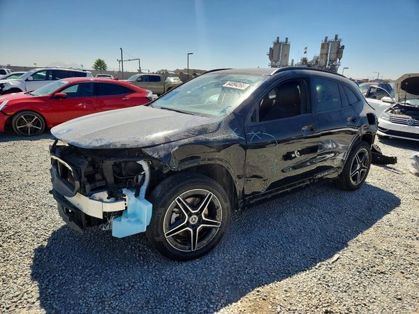2022 MERCEDES-BENZ GLA GLA250 4MATIC