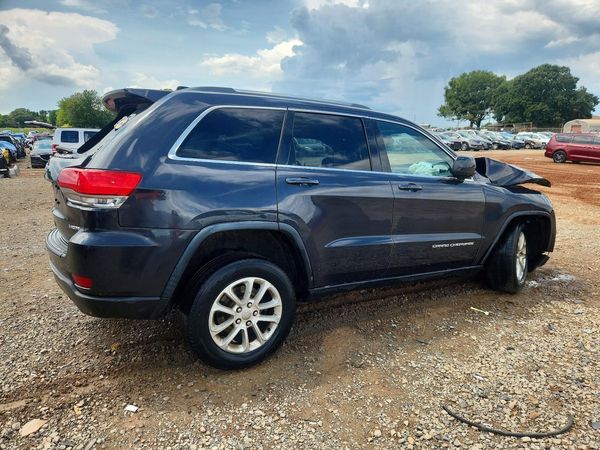 2016 JEEP GRAND CHEROKEE LAREDO 4X4