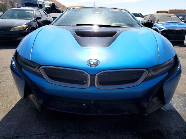 2016 BMW I8