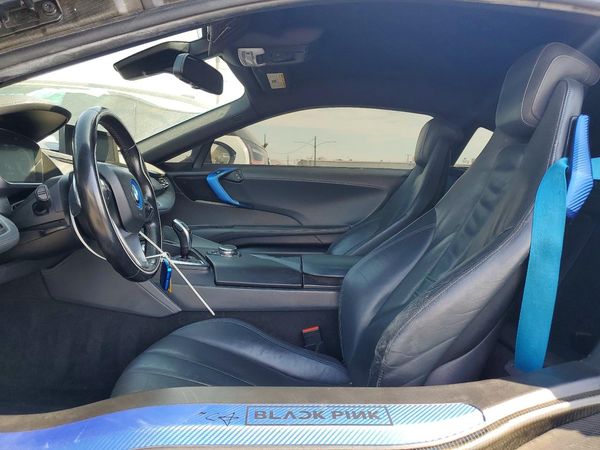 2016 BMW I8