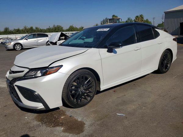 2021 TOYOTA CAMRY XSE