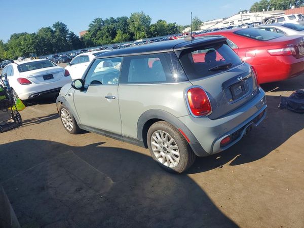 2017 MINI COOPER