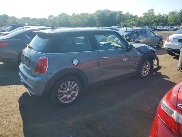2017 MINI COOPER