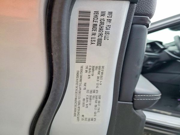 2024 JEEP GRAND CHEROKEE Laredo