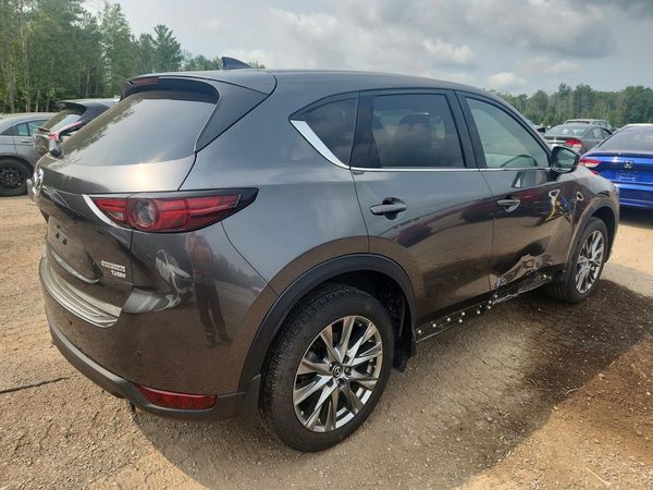 2021 MAZDA CX-5 Signature