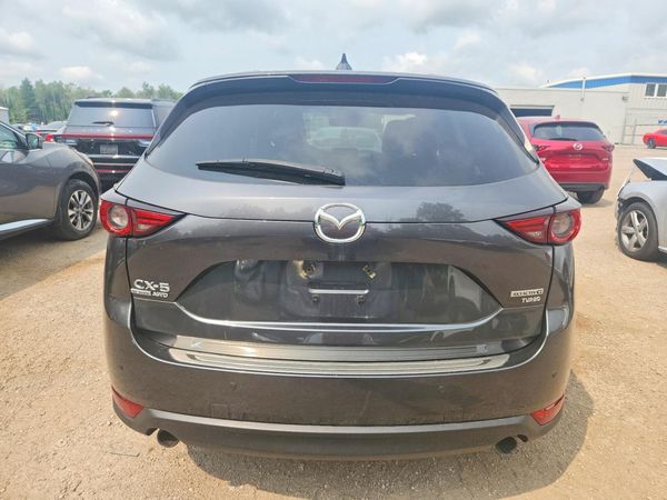 2021 MAZDA CX-5 Signature