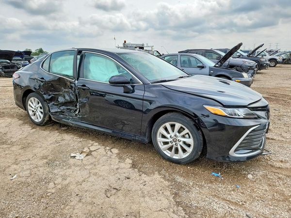 2023 TOYOTA CAMRY LE — Passenger 3/4