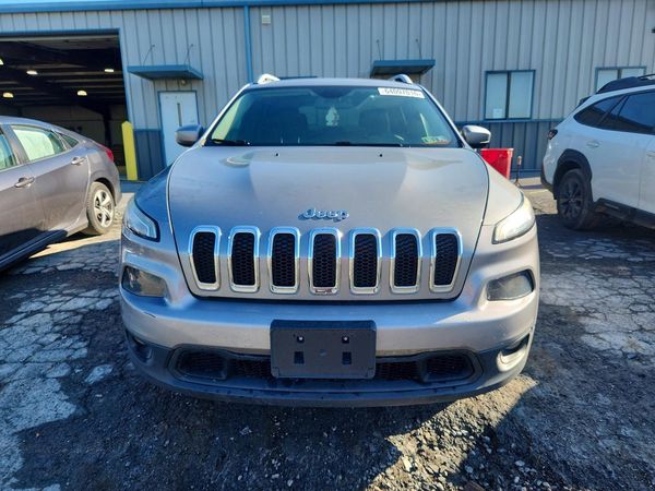 2016 JEEP CHEROKEE LATITUDE 4X4