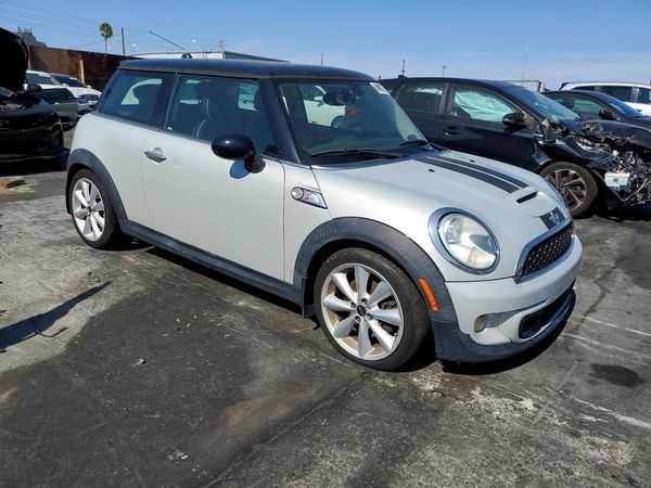 2012 MINI COOPER