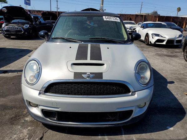 2012 MINI COOPER