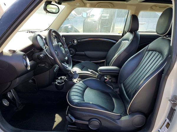 2012 MINI COOPER