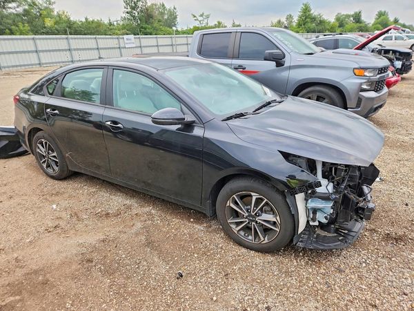 2022 KIA FORTE FE, LXS
