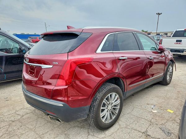 2017 CADILLAC XT5 Luxury