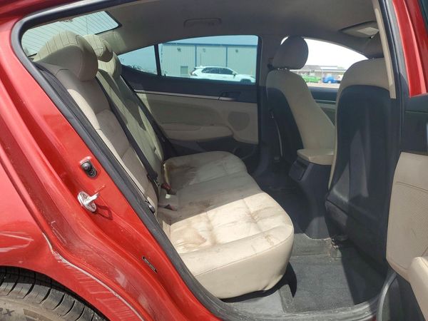 2017 HYUNDAI ELANTRA