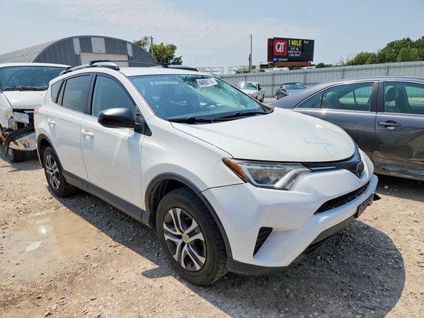 2018 TOYOTA RAV4 LE