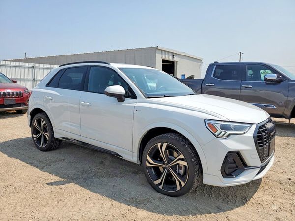 2024 AUDI Q3