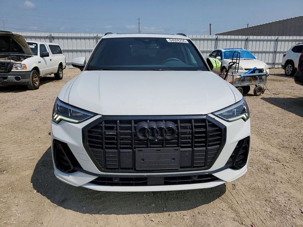 2024 AUDI Q3