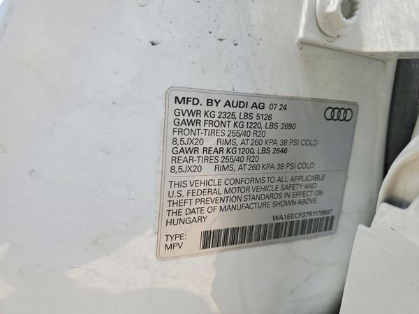 2024 AUDI Q3
