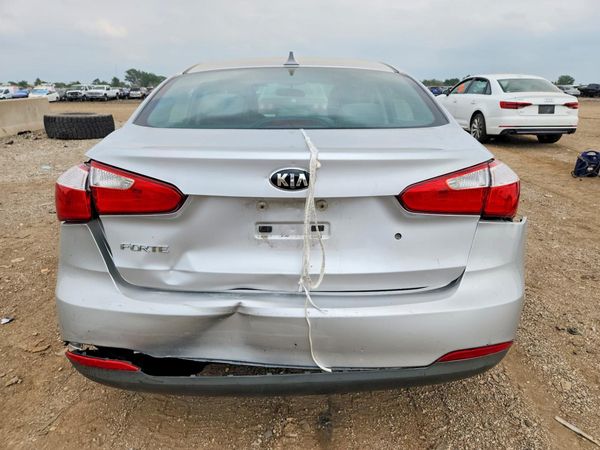 2015 KIA FORTE