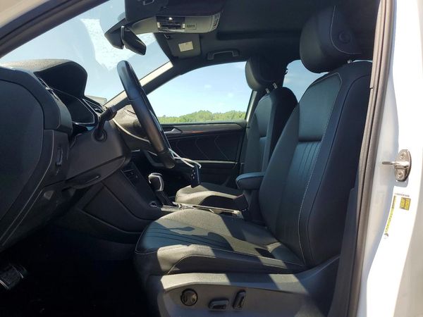 2024 VOLKSWAGEN TIGUAN 4Motion SE R-Line Black