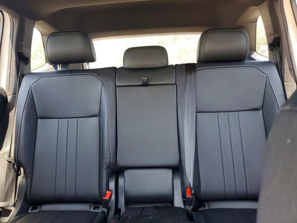 2024 VOLKSWAGEN TIGUAN 4Motion SE R-Line Black