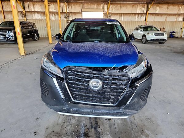 2021 NISSAN KICKS
