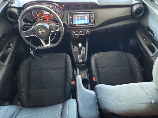 2021 NISSAN KICKS