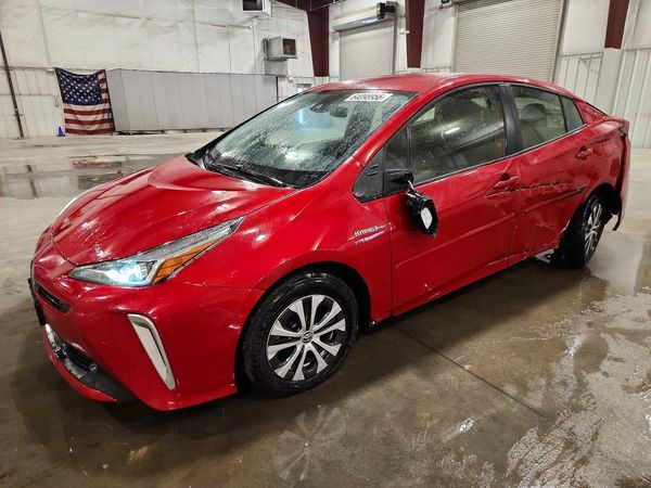 2022 TOYOTA PRIUS