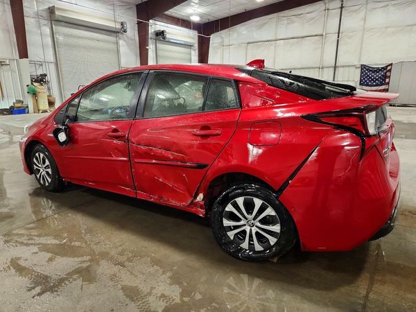 2022 TOYOTA PRIUS