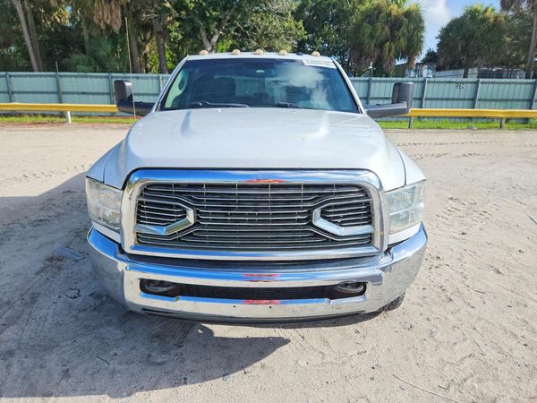 2014 RAM 3500 ST