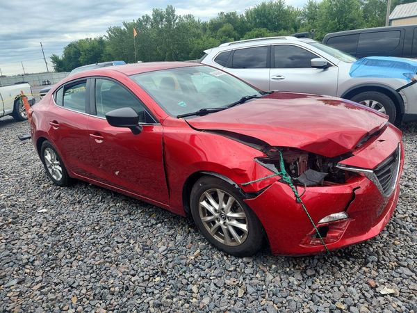 2014 MAZDA 3