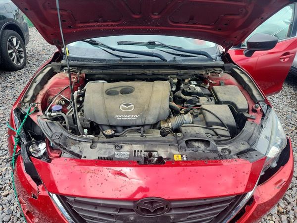 2014 MAZDA 3