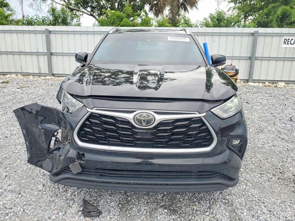 2020 TOYOTA HIGHLANDER