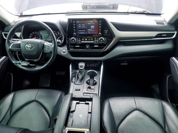 2020 TOYOTA HIGHLANDER