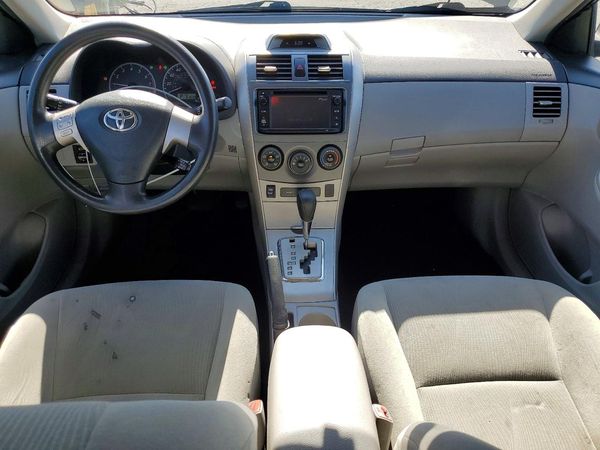 2013 TOYOTA COROLLA