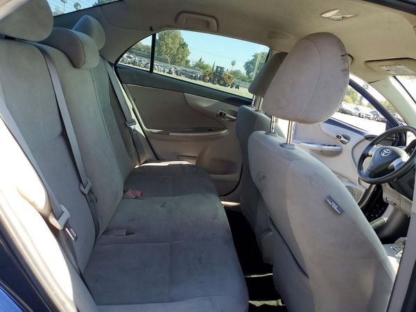2013 TOYOTA COROLLA