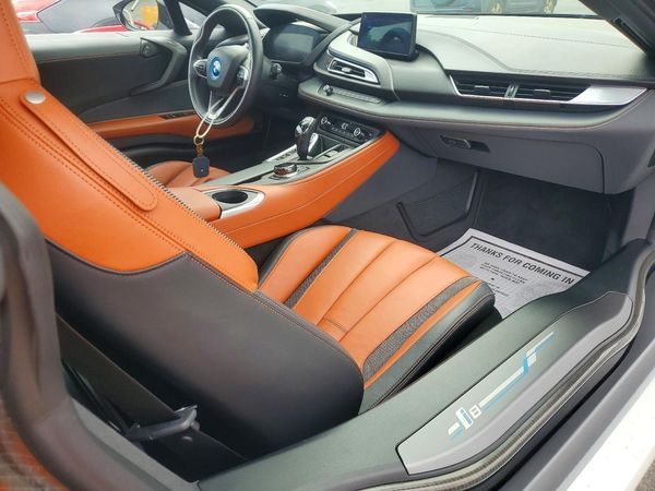 2019 BMW I8