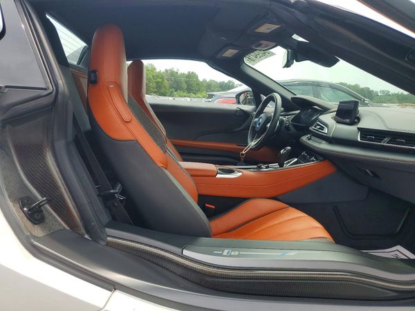 2019 BMW I8