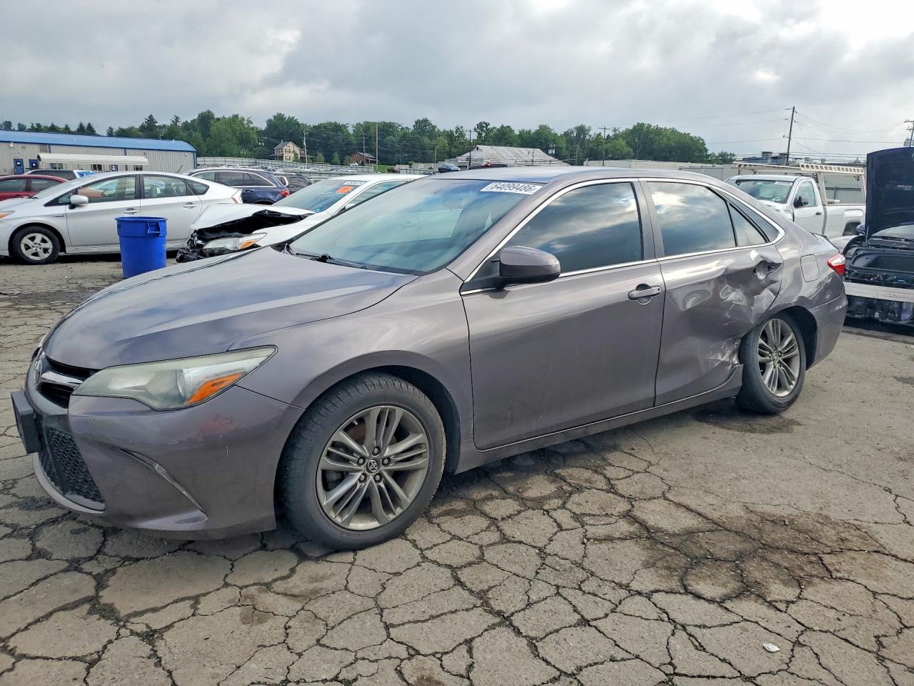 2015 TOYOTA CAMRY