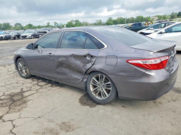 2015 TOYOTA CAMRY