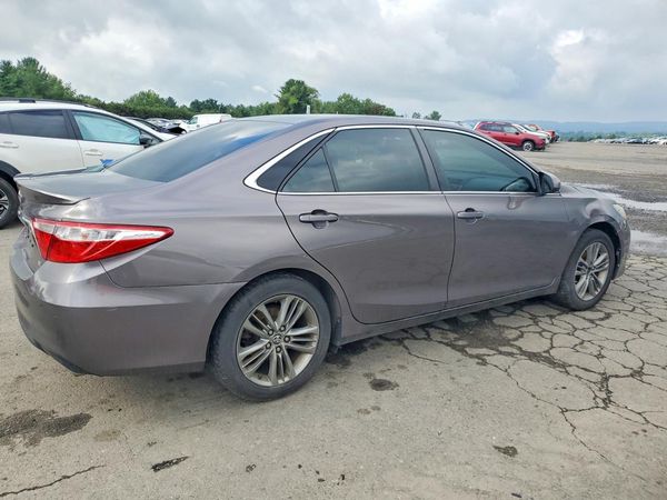 2015 TOYOTA CAMRY