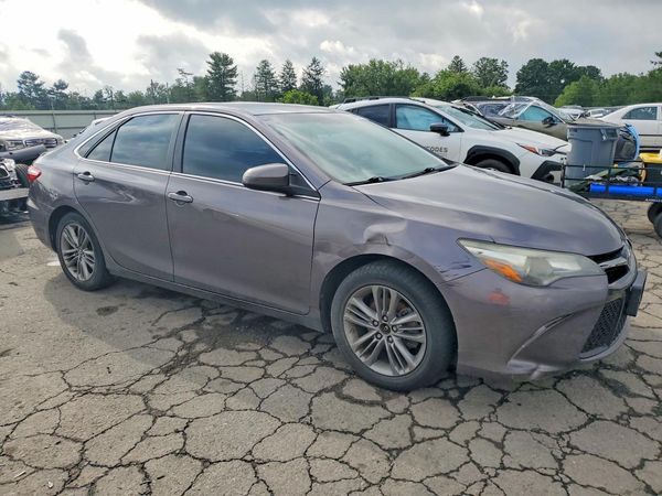 2015 TOYOTA CAMRY