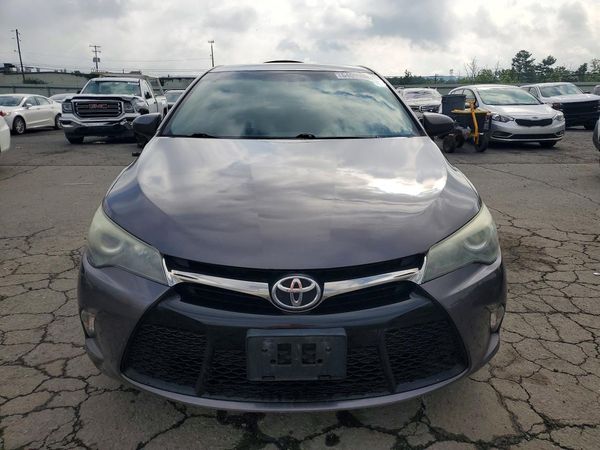 2015 TOYOTA CAMRY