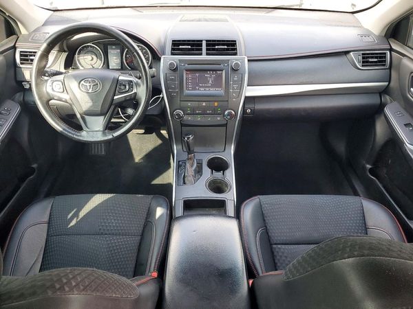 2015 TOYOTA CAMRY