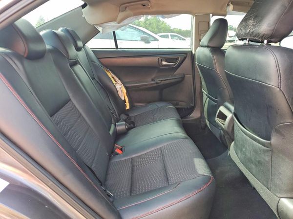 2015 TOYOTA CAMRY