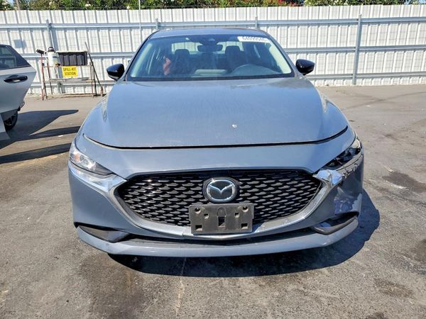 2022 MAZDA 3 Preferred Package