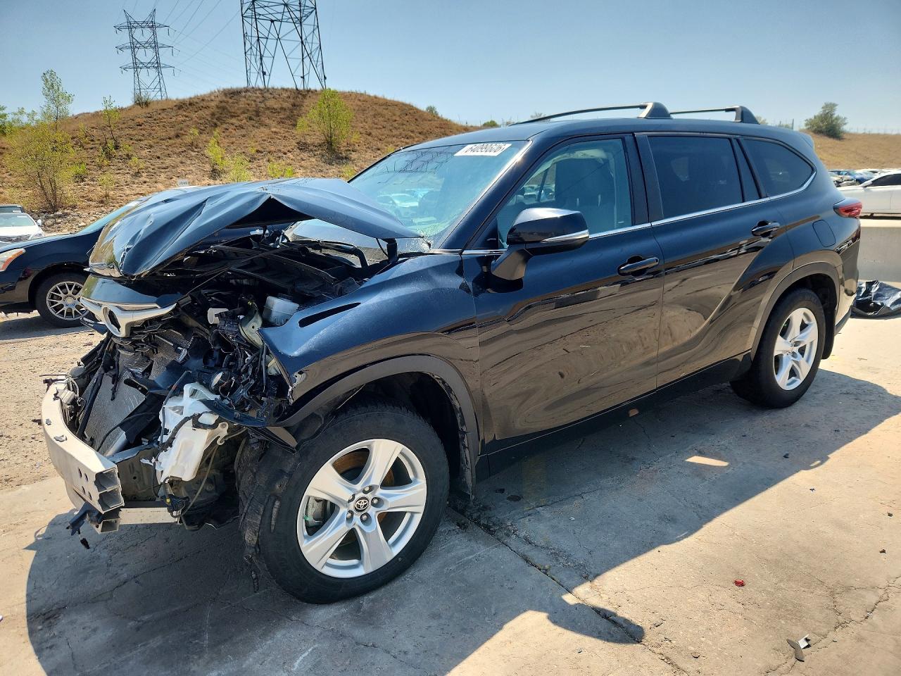 2023 TOYOTA HIGHLANDER — Front 3/4