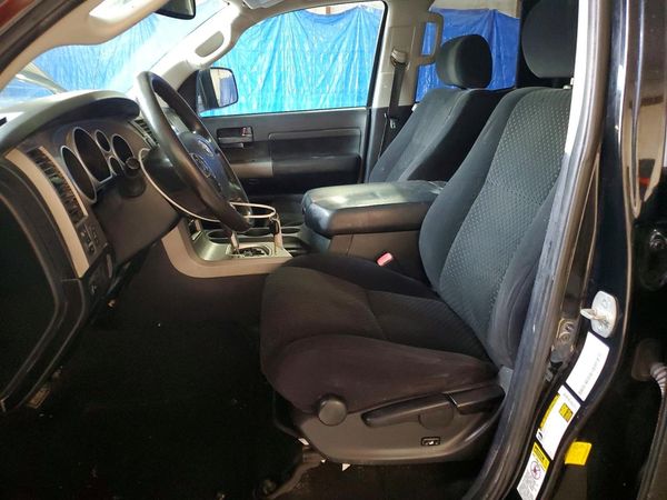 2013 TOYOTA TUNDRA SR5